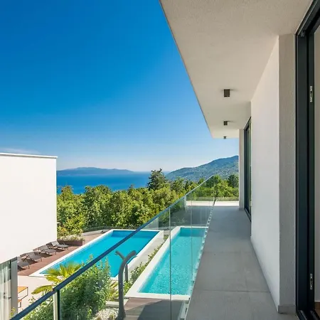 270 Panorama Kvarner 奥帕提亚